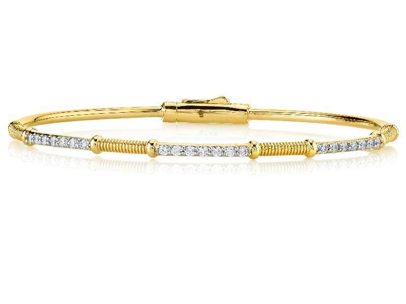 Diamond Bracelet With Strie Stations