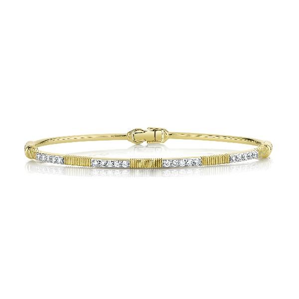 Diamond Bracelet With Strie Stations